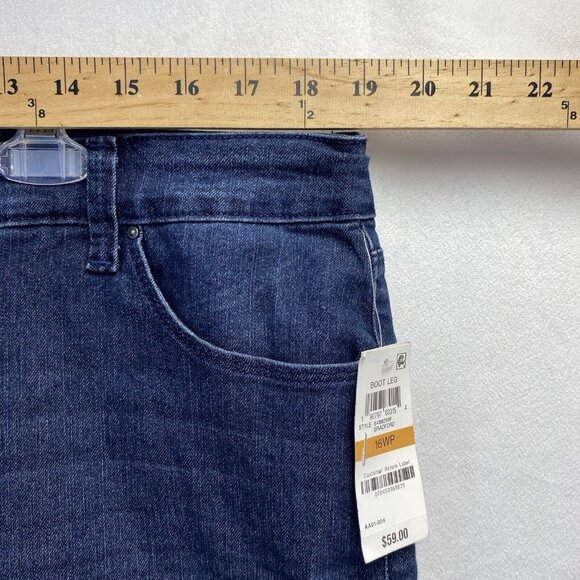 Style & Co Mid-Rise Tummy Control Stretch Short Woman Sz 16WP Blue New Boot Leg - Picture 3 of 12